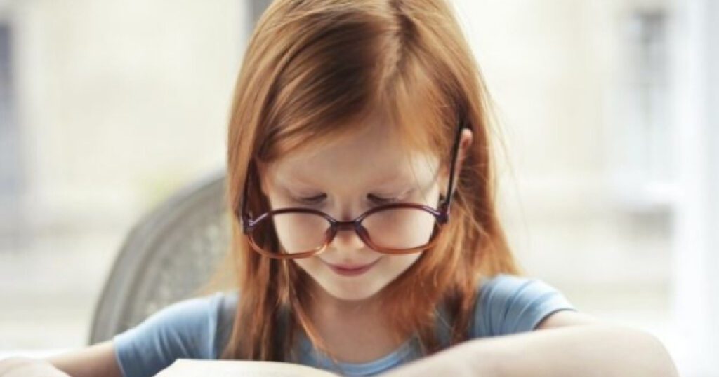 adhd | 우리 애 성적, 떨어진 이유가 있었다!⋯이것 자주 볼수록 주의력 ↓